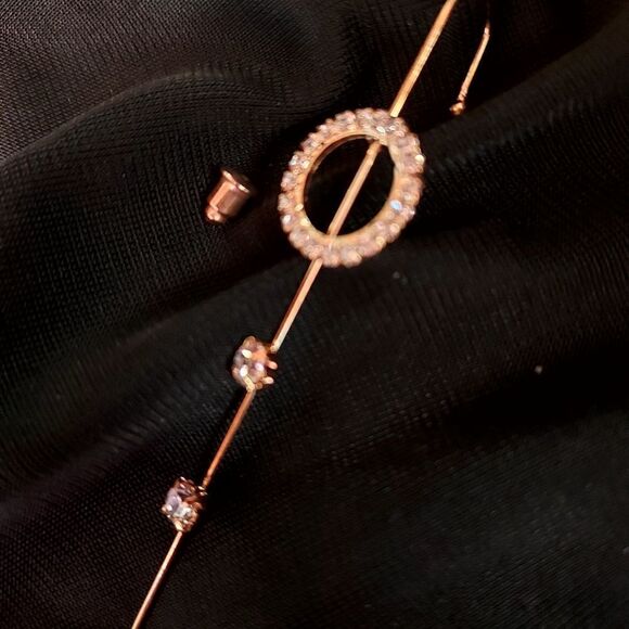 GOLD PLATED DIAMOND CIRCLE EAR WRAP CRAWLER HOOK EARRING - Picture 3 of 6